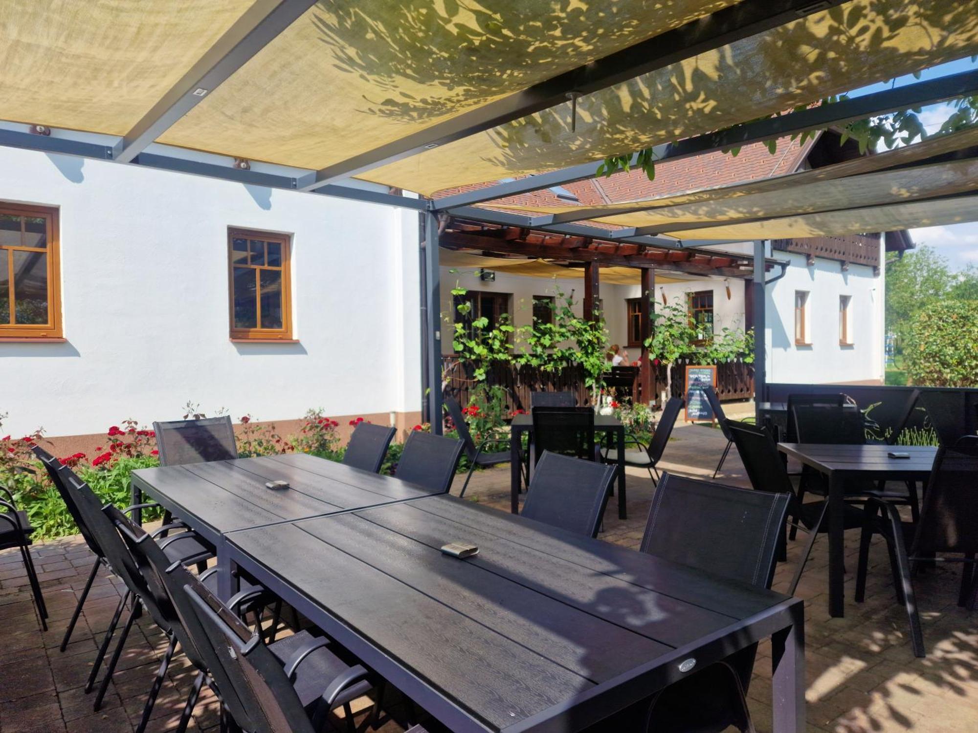 Pri Storklji Hotel Moravske-Toplice Buitenkant foto